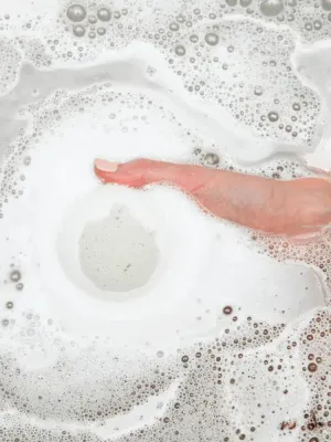 Boreal Fog Bath Bomb