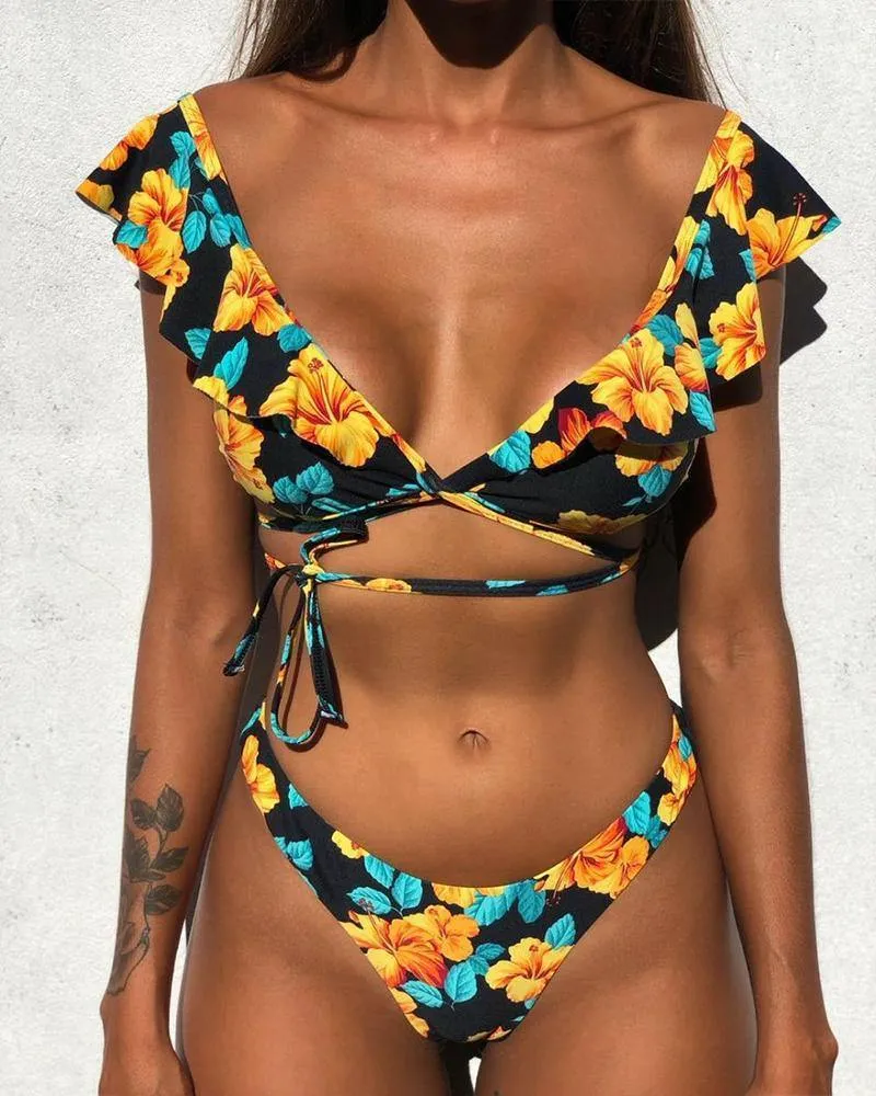 Flower Print Sleeveless Ruffles Bra With Panties Bikini Sets