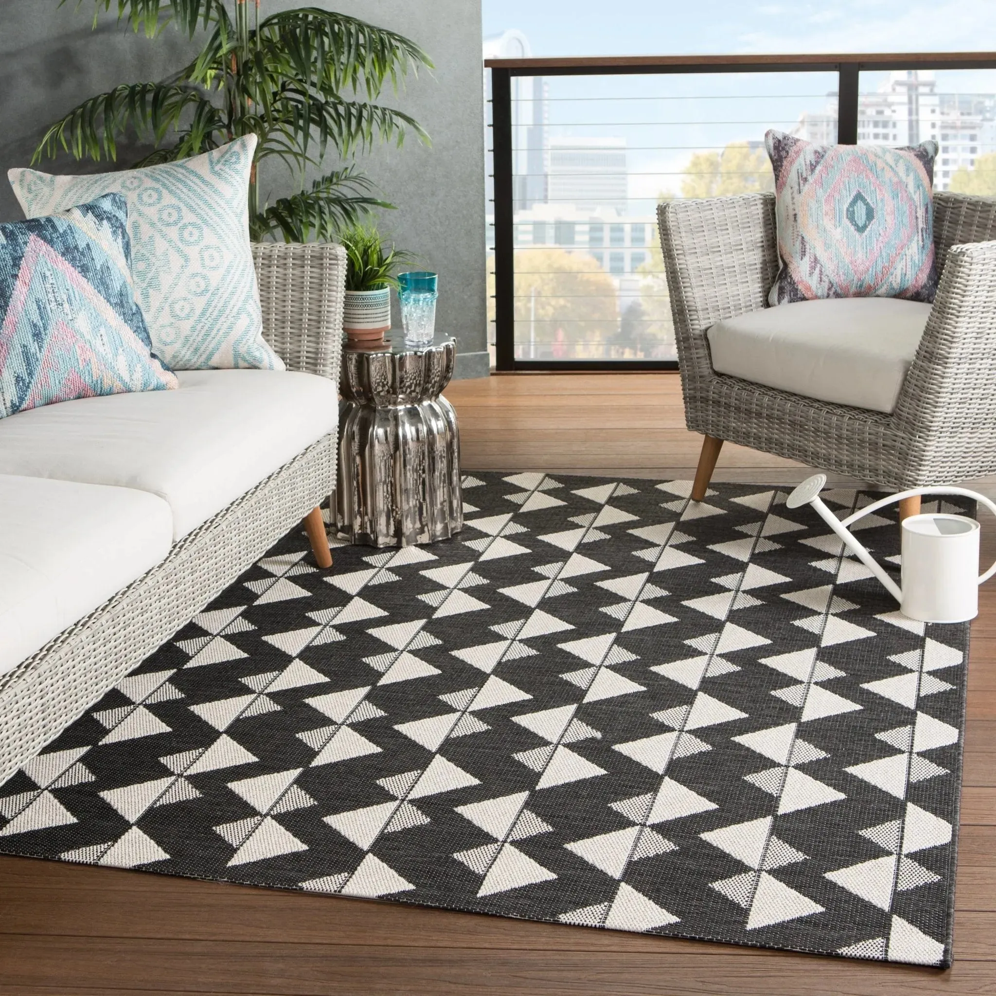 Fresno FSN01 Black/Cream Rug