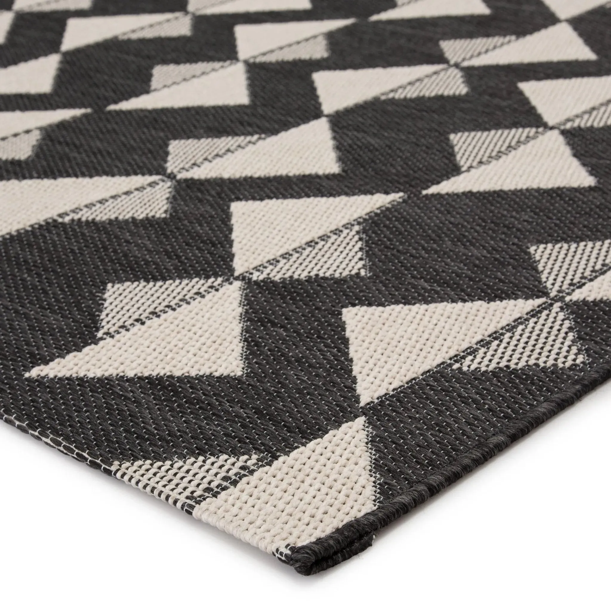 Fresno FSN01 Black/Cream Rug