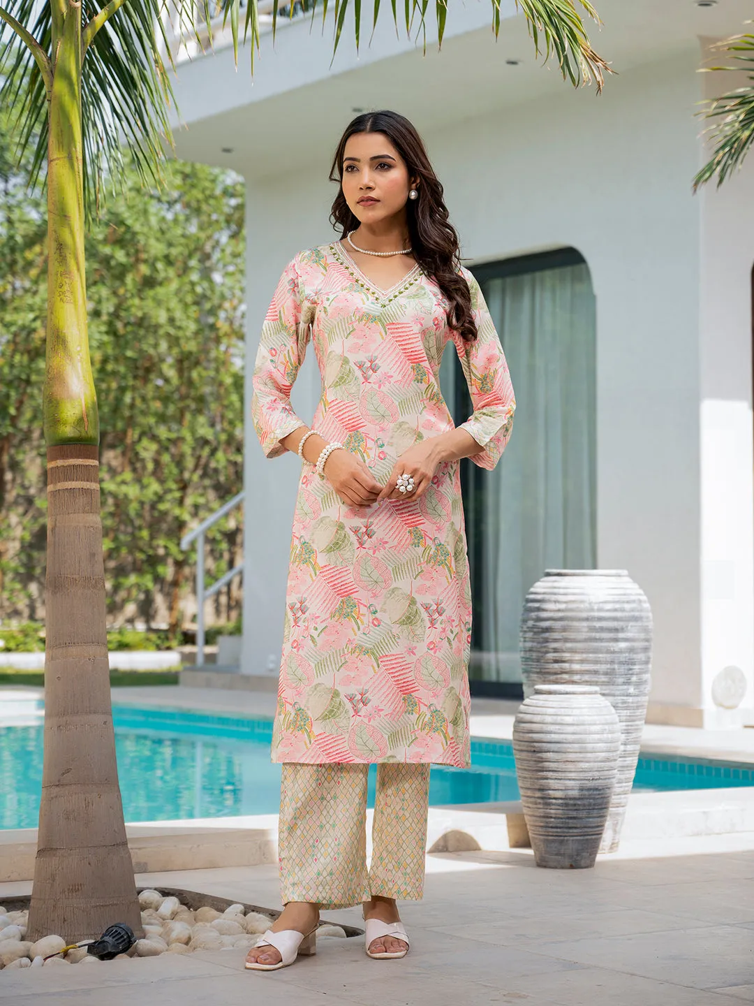 Jashvi Cream Embroidered & Floral Print Muslin Kurta Set