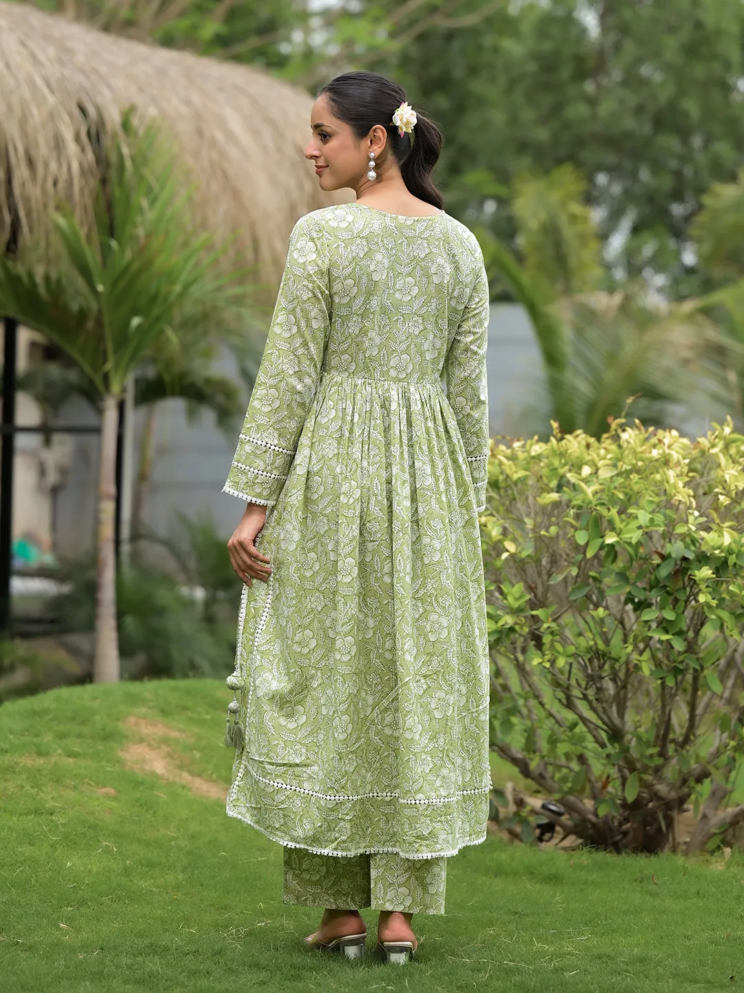 Jashvi Green Floral Print Cotton Nyra Cut Kurta Pant Set