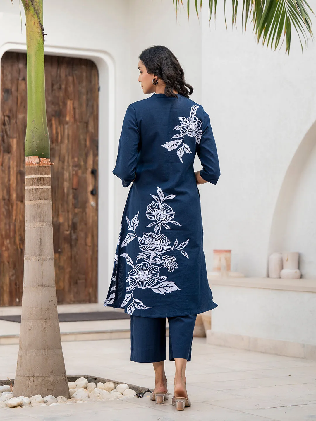 Jashvi Navy Blue Floral Printed Cotton A-line Fit Kurta Pant Set