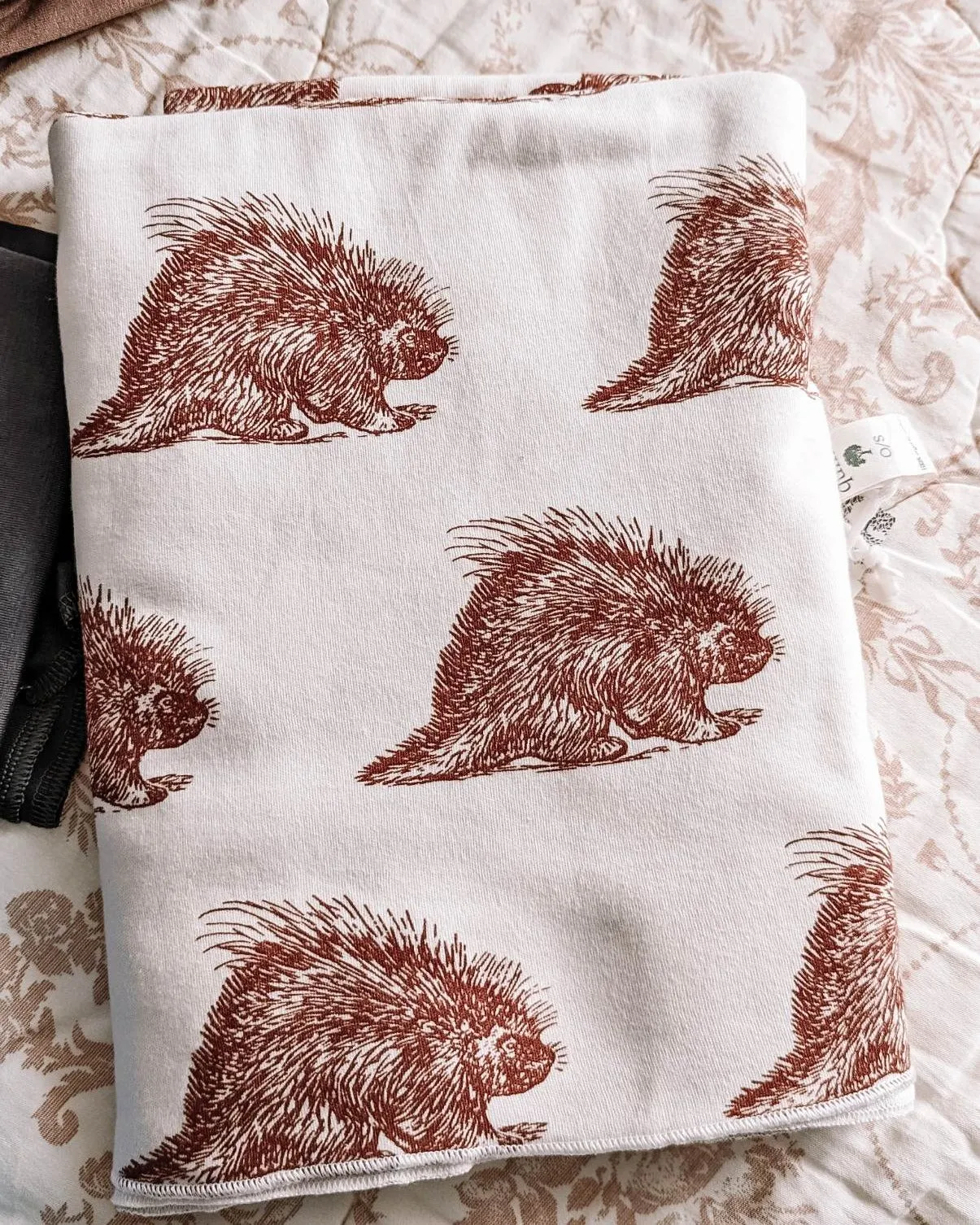 Kate Quinn Organic Cotton Swaddle in Porcupine