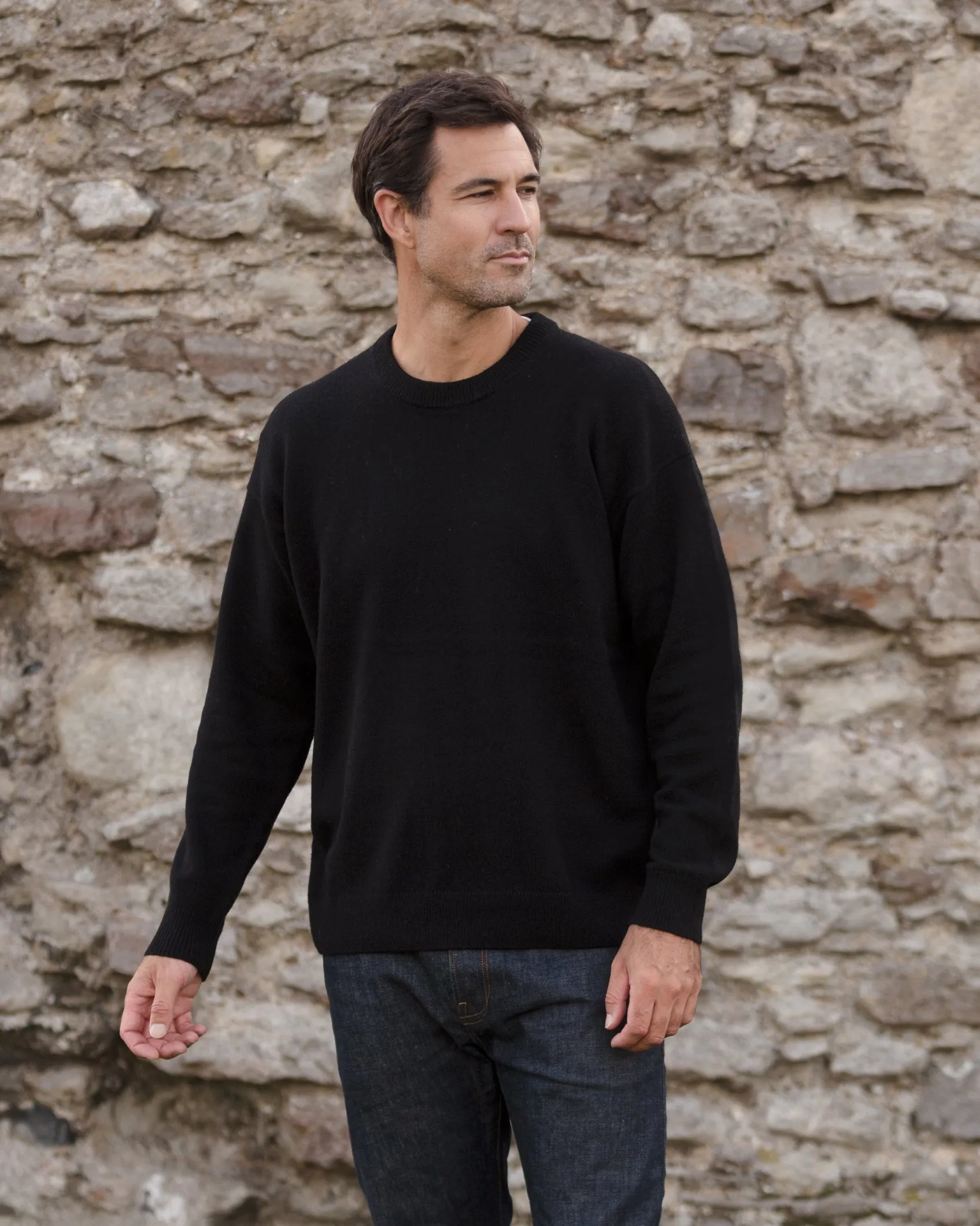 Oversized Crew Neck Jumper - Black