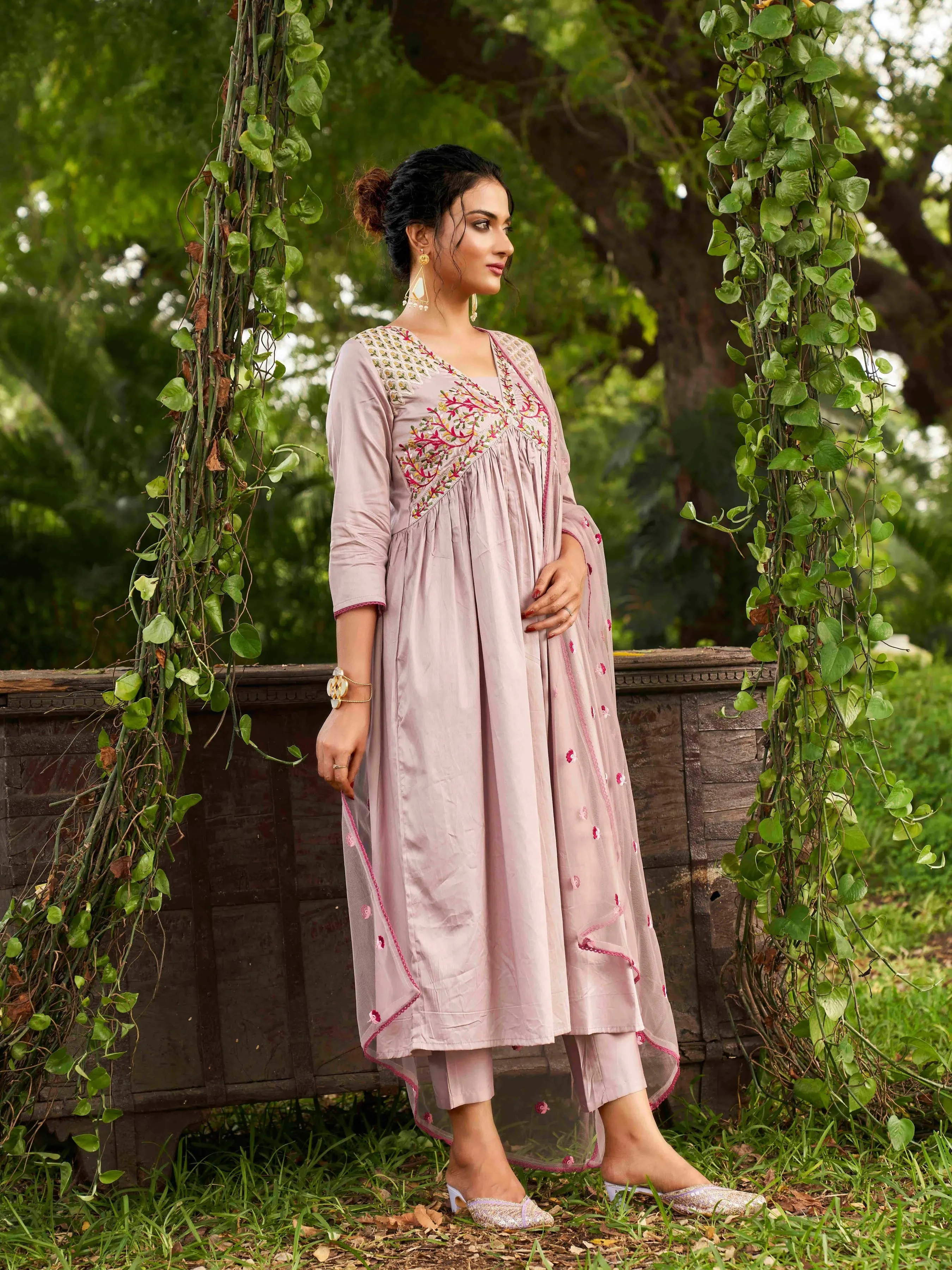 Pink Floral Embroidered Yoke Designed Suit Set with Dupatta