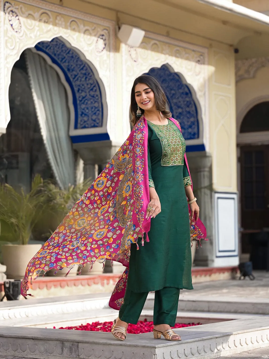 Varanga Women Green straight kurta, embellished at yoke with three quarter sleeves paired with tonal bottom and contrast printed bhagalpuri dupatta